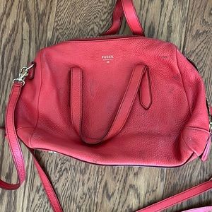 Fossil red/salmon  soft leather bag. Detachable strap. Few marks outside.